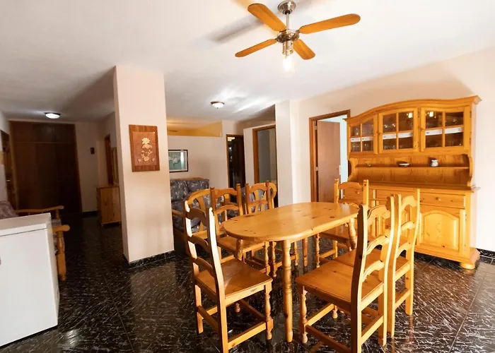 Little Jetty Апартаменты El Pris